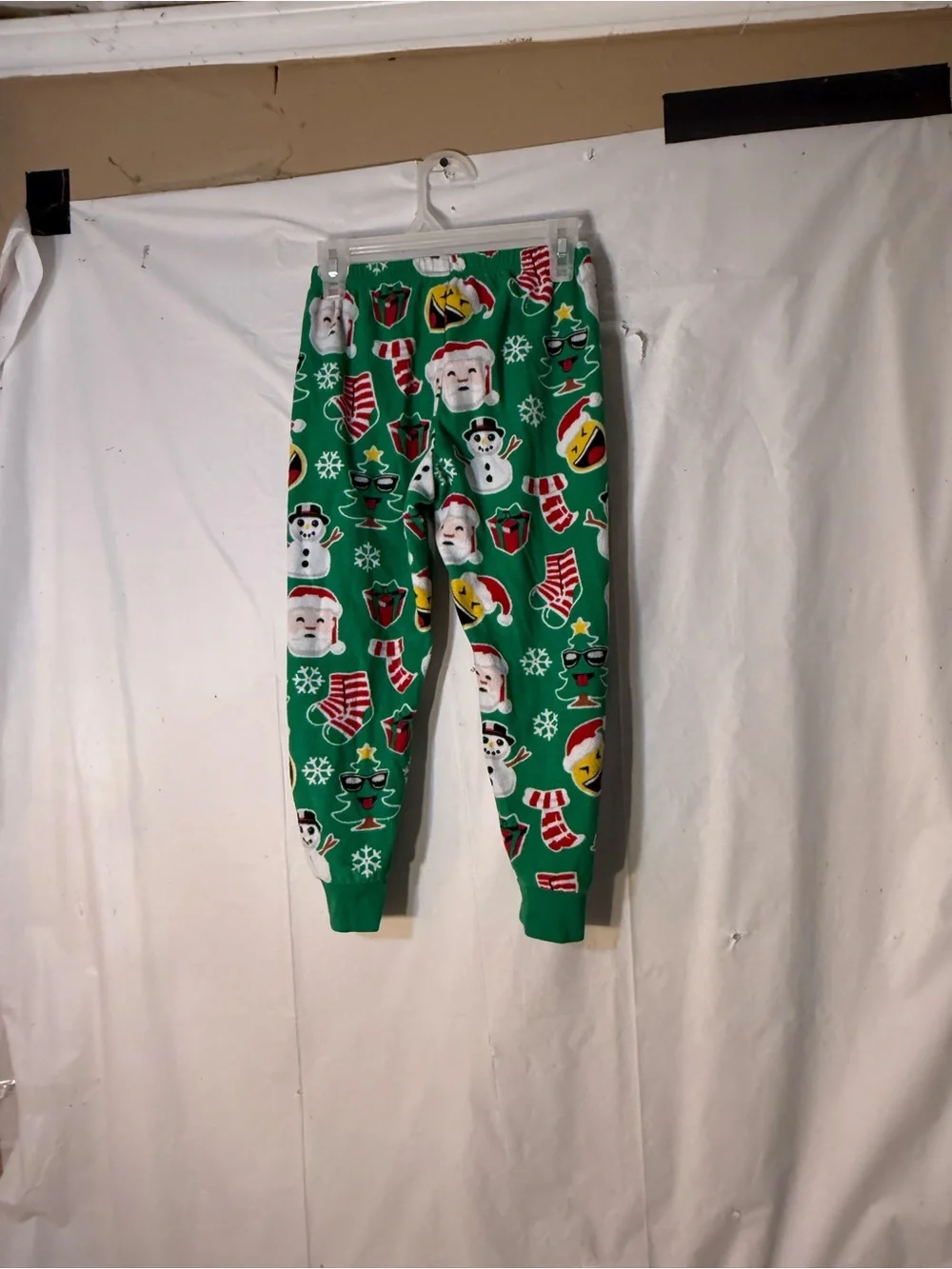 The children’s place Christmas Santa Claus boys pajamas size 5/6